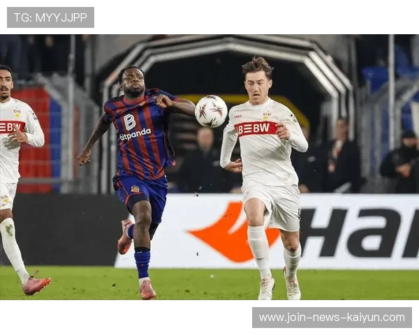 曼联关注德甲中卫 曼联关注德甲中卫